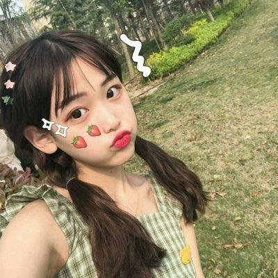 合拍学生妹 粤语版 海报